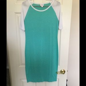 Another great dress to run errands in